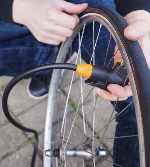 Elektro Fahrrad Pumpen fuer modernes Radfahren